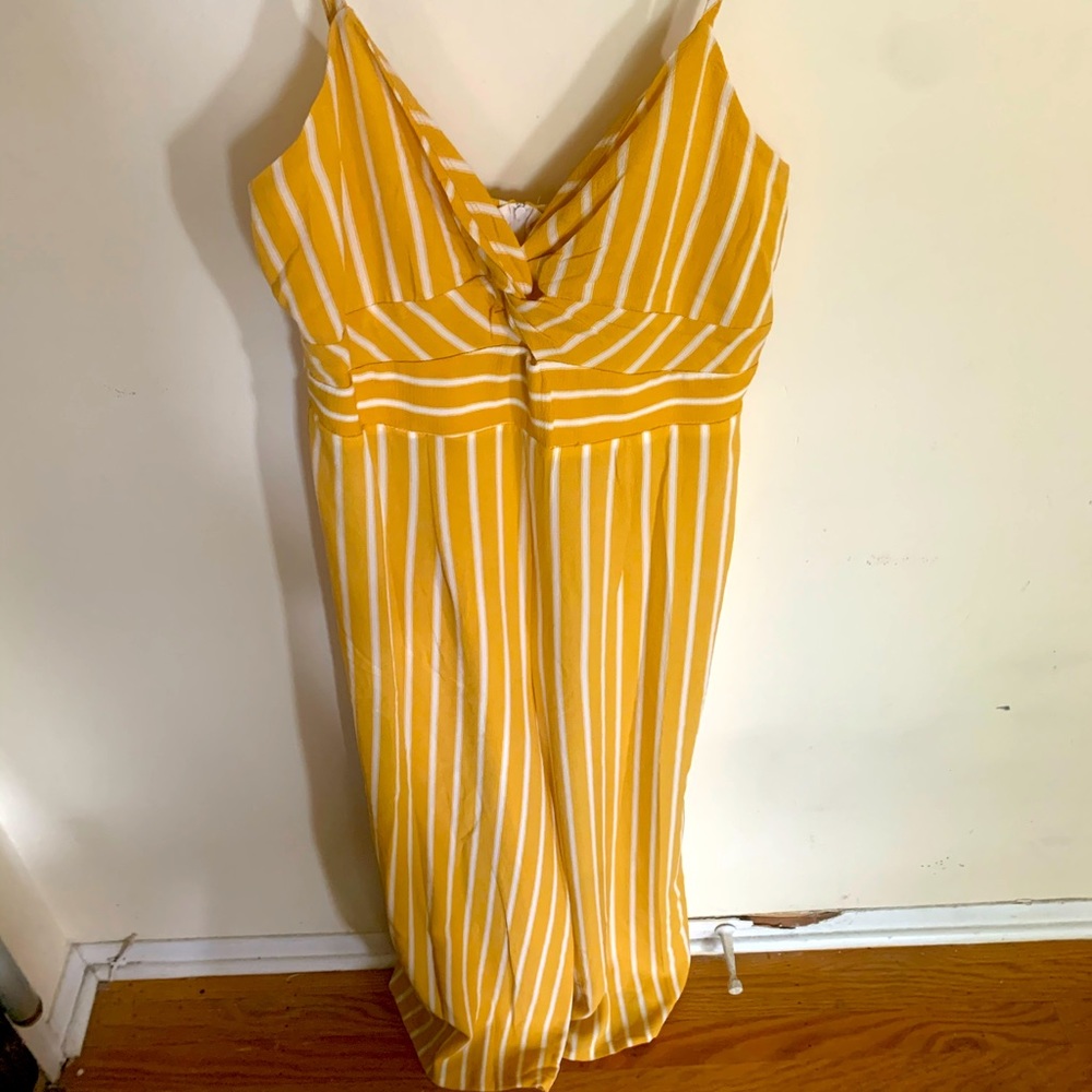 Juniors Golden Yellow Thin Strap Jumper sz. 9